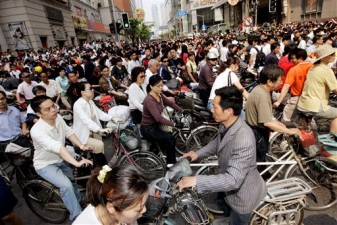 crowded bike commuters