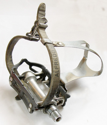 toe clip and strap road pedals