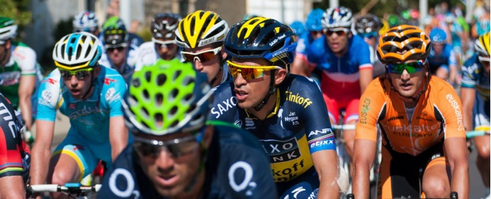 Bike helmets in the peloton - Tour de France 2013