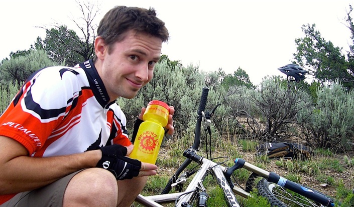 cycling - water or carbohydrate electrolyte drink
