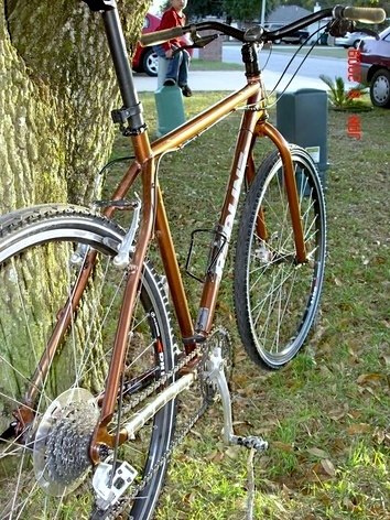 commuter with 700c tires