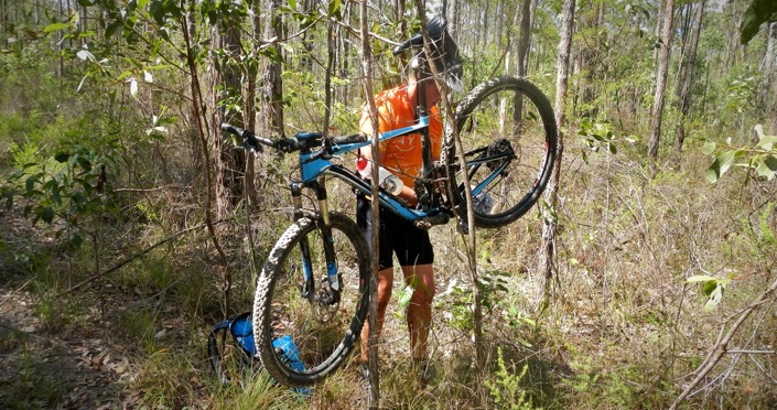 Bush Mechanic - Using tree as a bicycle repair workstand