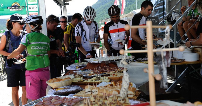 Cyclist eating food