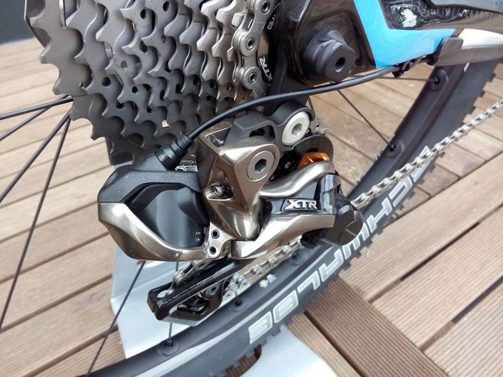 mountain bike tech: Shimano XTR Di2 electronic shifting