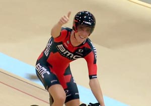 Rohan Dennis thumbs up after setting hour record