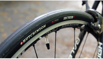 Why you must run wider tires on your road bike