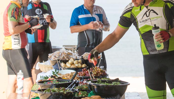 eating and drinking at grand fondo rest stations