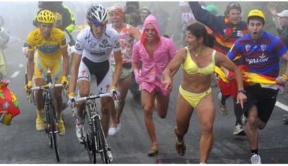 Read '10 reasons to be a Tour de France spectator'