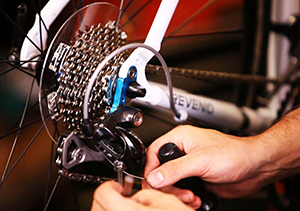 Bicycle gear adjust repair