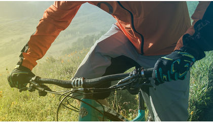 What to look for in mountain bike gloves