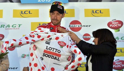 Thomas De Gendt wears the polka-dot jersey of Paris-Nice 2017 after stage 4