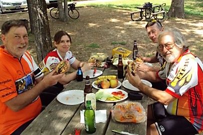 Cyclists eating