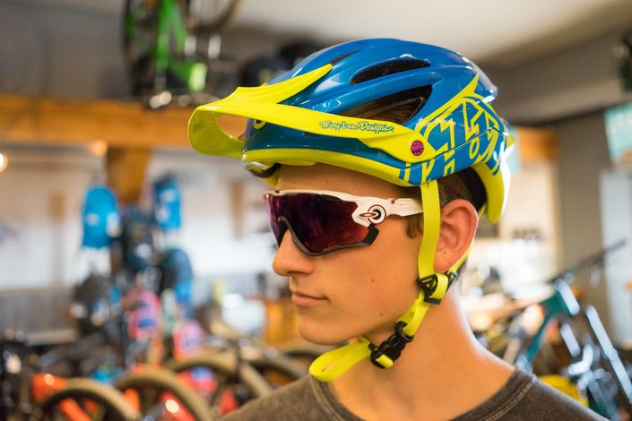 Helmet fit for Oakley Jawbreaker PRIZM Road sunglasses