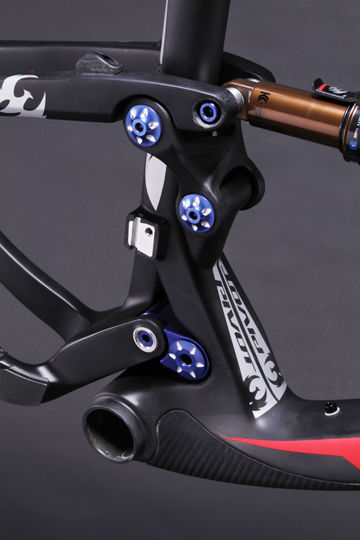 Pivot Mach 5.7 Carbon XTR 2013 - Specifications | Reviews | Shops